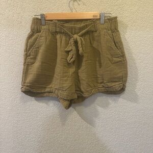 SO Women's Tan Shorts